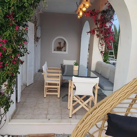 Zephyrus Sunset House. Amazing View And Privacy! Dom wakacyjny Agkidia