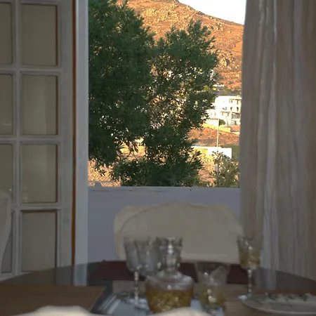 Holiday home Zephyrus Sunset House. Amazing View And Privacy! Agkidia